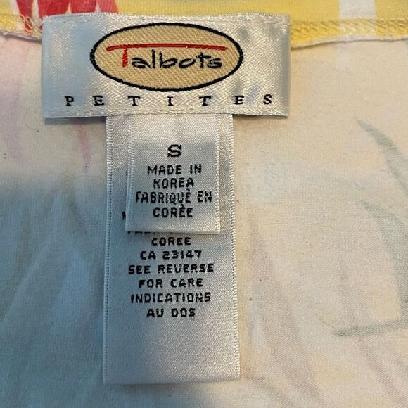Talbots Floral Print Tee Yellow Pink Green Short Sleeve Crewneck Tropical Top SP - Picture 6 of 8